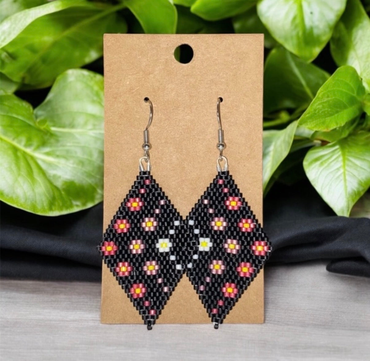 Flowers Diamond shaped earrings